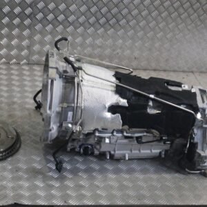 bmw-xm-g09-transmission