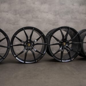 lamborghini-aventador-facelift-20-21-inch-rims-dione-47060107t-47060107aa