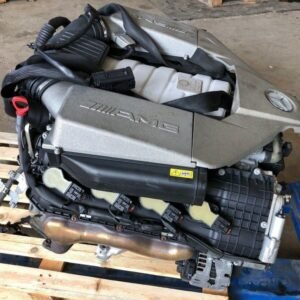 mercedes-benz-w204-s204-c63-amg-v8-engine