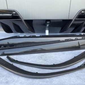 ferrari-296-oem-carbon-fiber-parts-in-stock-ready-to-go-diffuser-side-skirts-front-lips