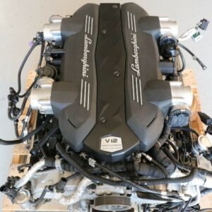 lamborghini-aventador-engine