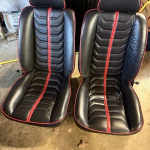 ferrari-308-gts-gtb-gtsi-gtbi-oem-seats-with-hinges-and-headrests-used-original