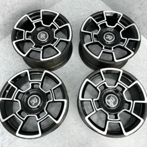 genuine-rolls-royce-wraith-ghost-black-badge-carbon-wheel-set-500006782