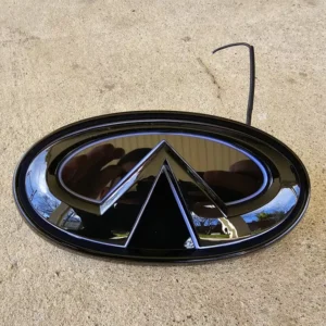 infiniti-q50-led-front-grill-emblem